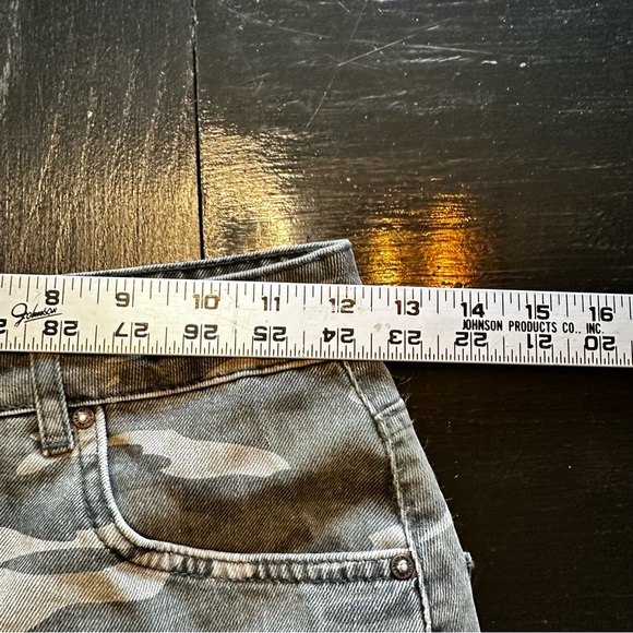 Pull&Bear Small Camouflage Camo Short Skirt Denim - Picture 3 of 7